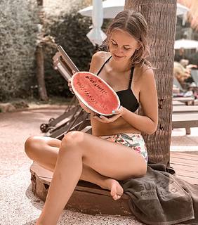 Magda Bereda feet photo 5