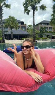 Magda Bereda feet photo 7