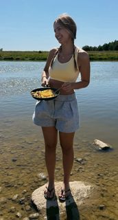 Magda Bereda feet photo 1
