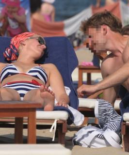 Magda Molek feet photo 4