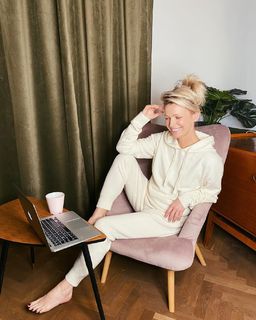 Magda Molek feet photo 7