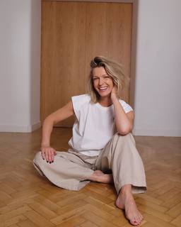 Magda Molek feet photo 10