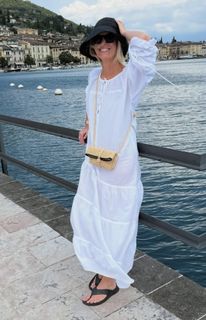 Magda Molek feet photo 4