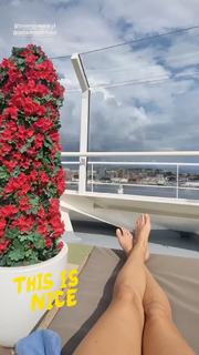 Magda Steczkowska feet photo 4