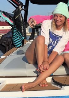 Magdalena Boczarska feet photo 5
