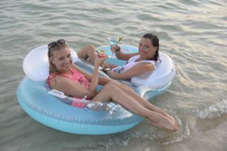 Magdalena Brzeska feet photo thumbnail