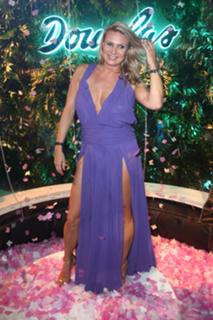 Magdalena Brzeska feet photo thumbnail