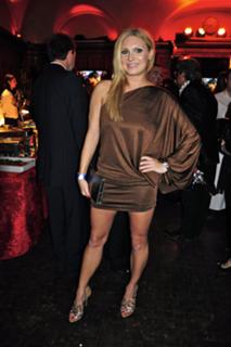 Magdalena Brzeska feet photo thumbnail