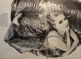 Magdalena Brzeska feet photo thumbnail