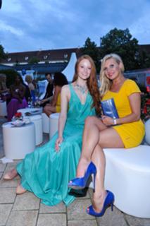 Magdalena Brzeska feet photo thumbnail