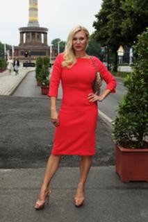 Magdalena Brzeska feet photo thumbnail