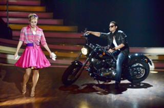 Magdalena Brzeska feet photo thumbnail