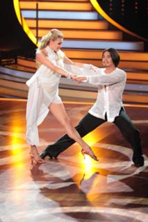 Magdalena Brzeska feet photo thumbnail