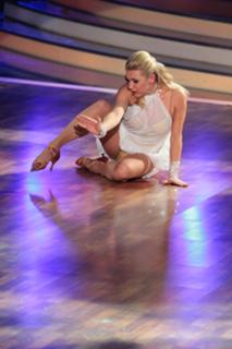 Magdalena Brzeska feet photo thumbnail