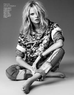 Magdalena Frackowiak feet photo 10