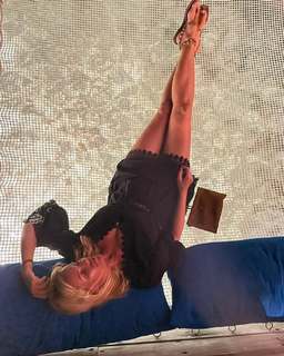 Magdalena Mazur feet photo 3
