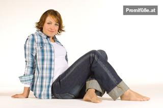 Magdalena Neuner feet photo thumbnail