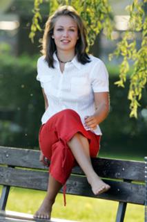 Magdalena Neuner feet photo thumbnail