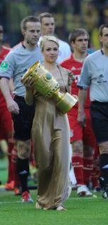 Magdalena Neuner feet photo thumbnail