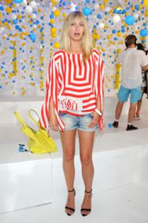 Magdalena Schejbal feet photo 5