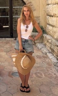 Magdalena Waligórska feet photo 4