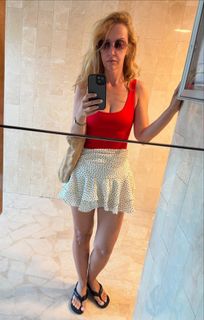 Magdalena Waligórska feet photo 6