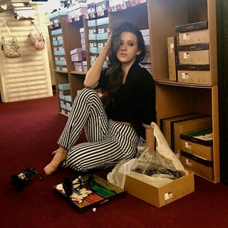 Maggie Baugh feet photo 14