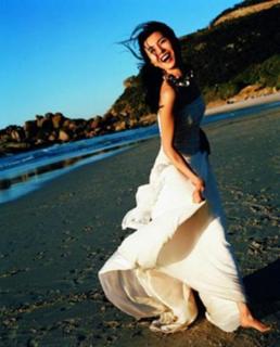 Maggie Cheung feet photo 7