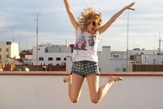 Maggie Civantos feet photo 20