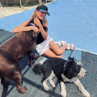 Maggie Civantos feet photo 15