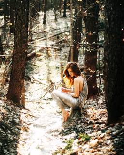 Maggie Geha feet photo 4