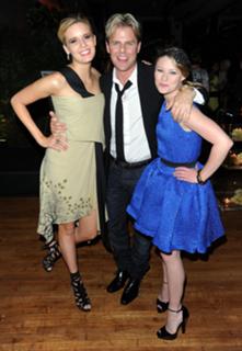 Maggie Grace feet photo thumbnail