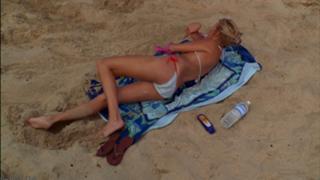 Maggie Grace feet photo thumbnail
