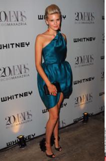 Maggie Grace feet photo thumbnail