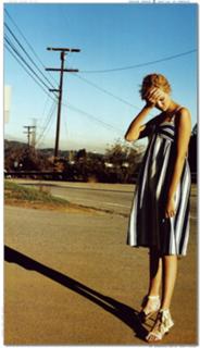 Maggie Grace feet photo thumbnail