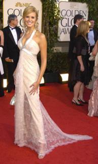 Maggie Grace feet photo thumbnail