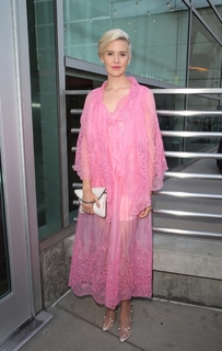 Maggie Grace feet photo thumbnail