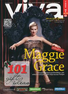 Maggie Grace feet photo thumbnail