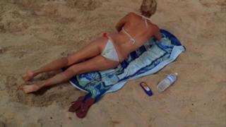 Maggie Grace feet photo thumbnail