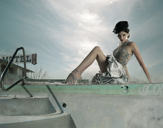 Maggie Grace feet photo thumbnail