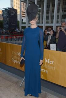 Maggie Grace feet photo thumbnail