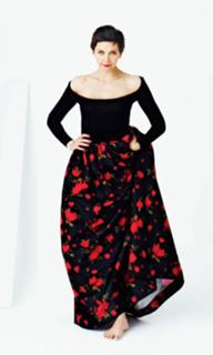 Maggie Gyllenhaal feet photo thumbnail