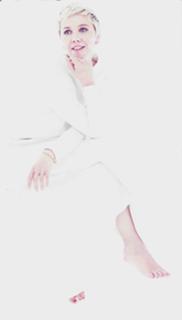 Maggie Gyllenhaal feet photo thumbnail