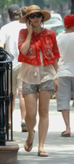 Maggie Gyllenhaal feet photo thumbnail