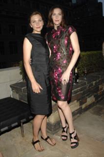 Maggie Gyllenhaal feet photo thumbnail