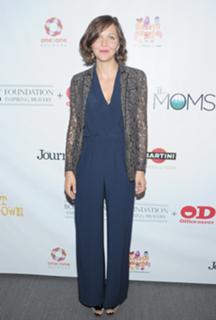 Maggie Gyllenhaal feet photo thumbnail