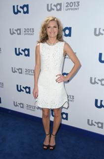 Maggie Lawson feet photo thumbnail