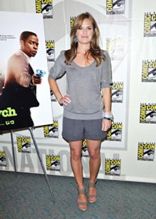 Maggie Lawson feet photo thumbnail