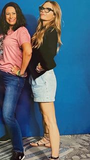 Maggie Lawson feet photo 9