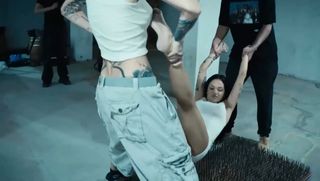 Maggie Lindemann feet photo thumbnail
